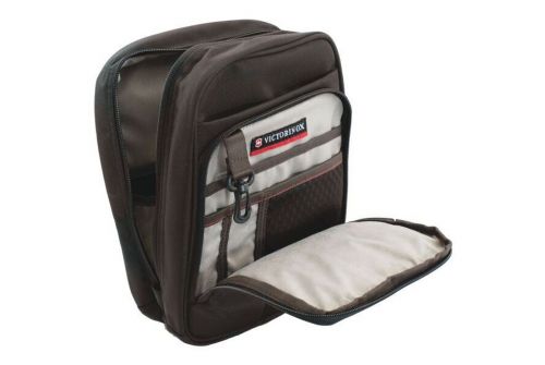Плечова сумка VICTORINOX TRAVEL Accessories 4.0 Vertical Travel Companion, 6 л, 21x27x10 см - фото 3